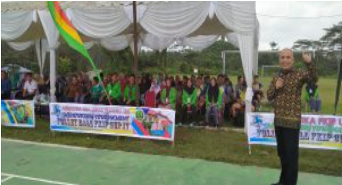 REKTOR UPP BUKA VOLLY BALL FKIP CUP IV
