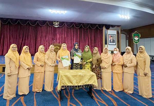 PERLUAS KERJASAMA, FKIP UPP LAKUKAN MOU DENGAN DHARMA WANITA PERSATUAN ROKAN HULU